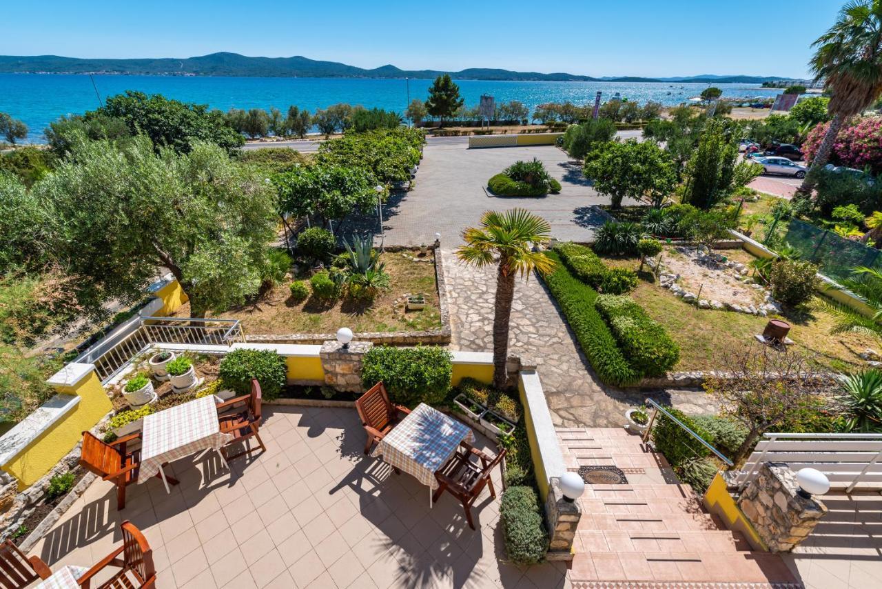 Villa Sunce Sukošan Esterno foto